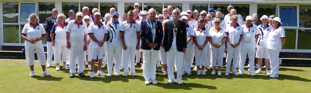 Holsworthy Bowls Club group